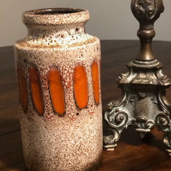 Vase - Picture 2 of 3